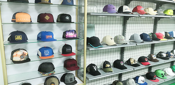 Dongguan LuckMax Fashion Accessories